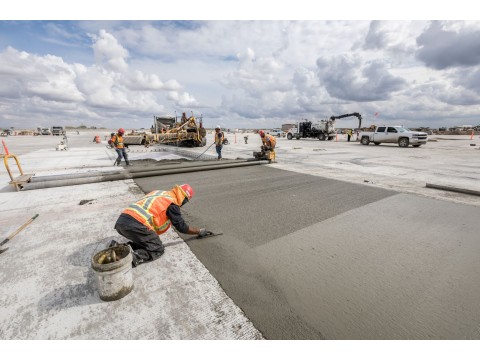 Ремонт бетонных покрытий в аэропорту