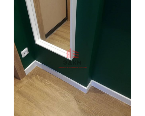 Плинтус Dollken Cubu 60